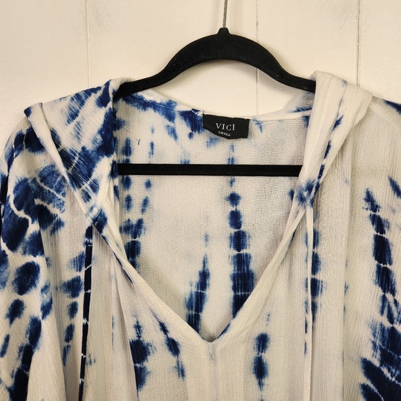 Vici Baja Blue Tie Dye Oversized Crop Top Cropped Hoodie Boho Beach Size Small - Picture 4 of 12